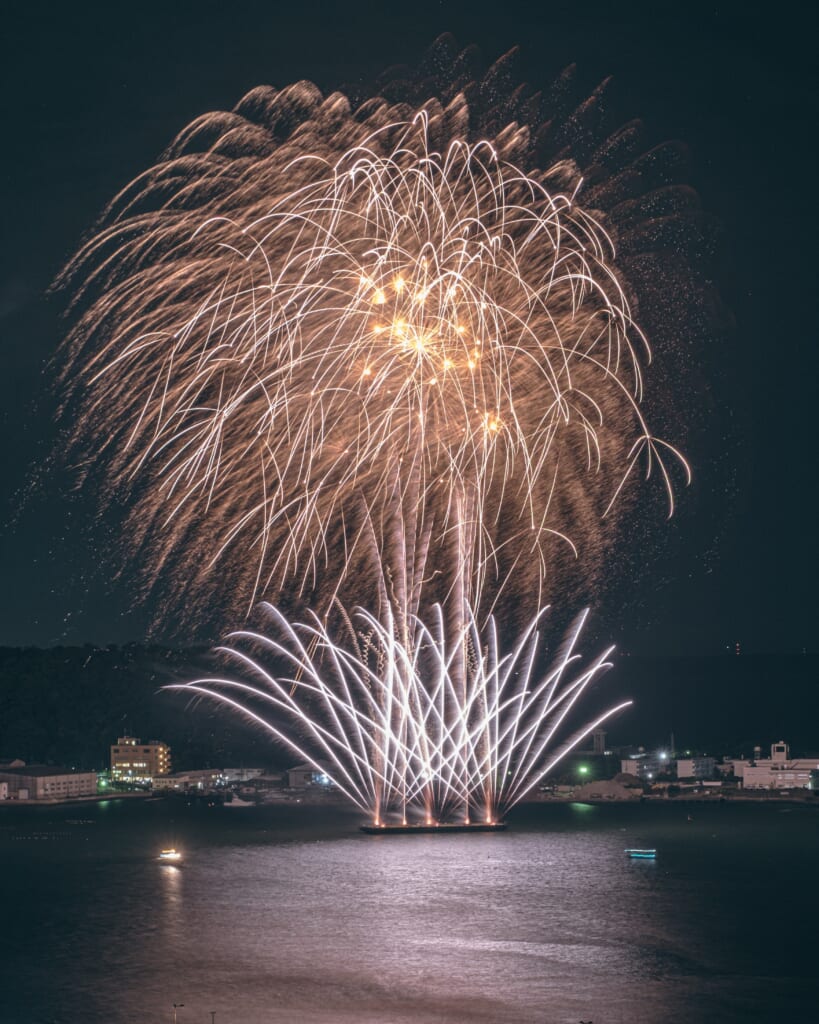 2026久里浜ペリー祭フォトコンテスト-花火大会部門-最優秀賞